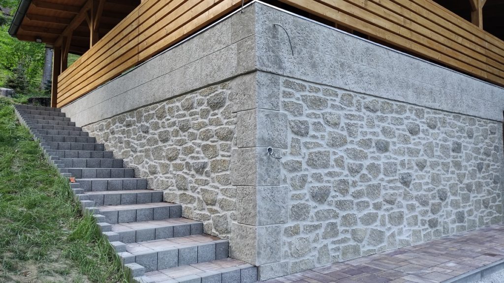 Decorative Stone Marek Ukrop sokel